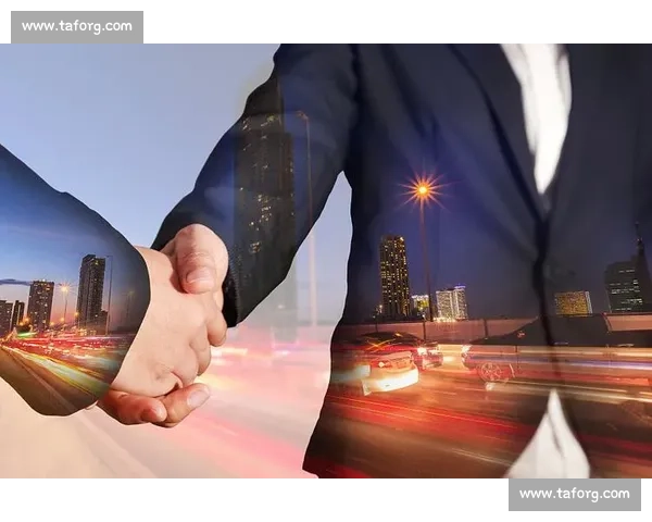 以握手为纽带探讨跨文化场景中信任距离的传递与化解挑战与机遇并存