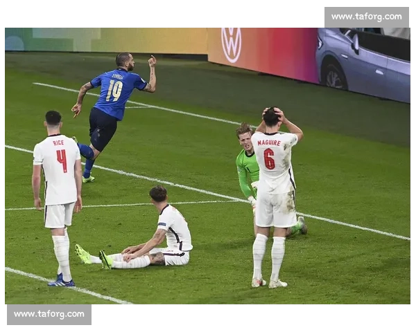 点球时刻如何改变比赛走向与球员命运的关键瞬间解析心理博弈与规则剖析 点球时刻如何改变比赛走向与球员命运的关键瞬间解析心理博弈与规则剖析